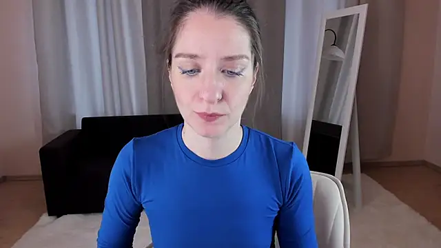 helentasty online show from October 6, 2025, 2:42 am