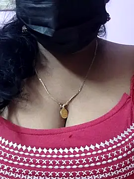 Snapshot of mallu-sumi chatting on March 12, 2026, 5:52 pm mallu-sumi online show from March 12, 2026, 5:52 pm