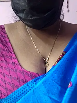 Snapshot of mallu-sumi chatting on April 6, 2026, 3:15 am mallu-sumi online show from April 6, 2026, 3:15 am