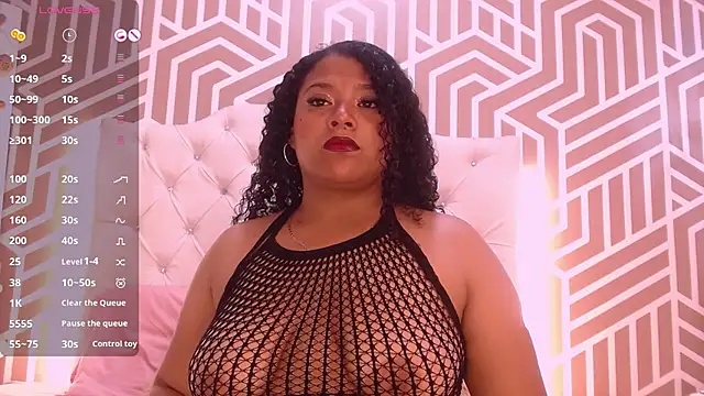 JadeSoleile online show from September 23, 2025, 12:08 pm