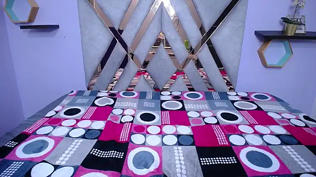 Emily Trujillo online show from February 3, 2025, 10:43 pm