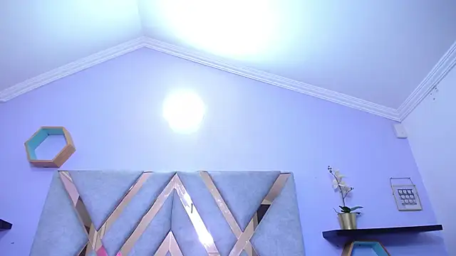 Emily Trujillo online show from February 12, 2025, 7:45 pm