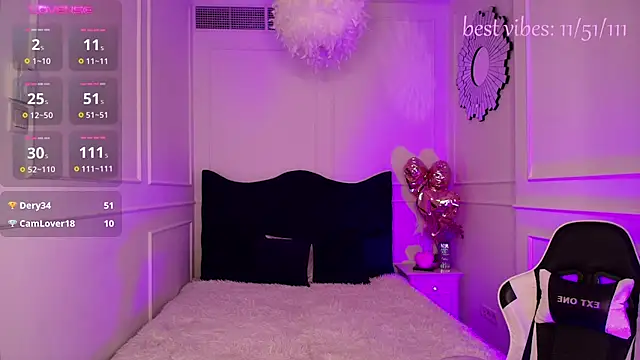 horny blondiee online show from February 22, 2025, 11:35 am