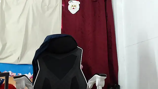 Aranza-Queen online show from December 22, 2024, 4:38 pm