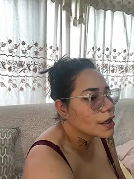 Snapshot of Mabelydani chatting on July 19, 2026, 7:17 pm Mabelydani online show from July 19, 2026, 7:17 pm