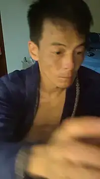 hkwildguy online show from April 11, 2026, 9:52 pm