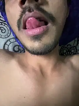 Privateseducer online show from March 23, 2025, 5:32 am