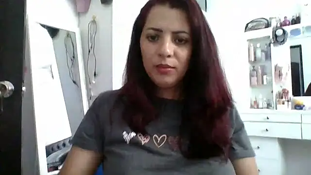 Snapshot of Anne_kis chatting on December 14, 2024, 5:03 pm Anne kis online show from December 14, 2024, 5:03 pm