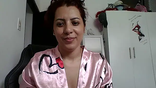 Snapshot of Anne_kis chatting on February 1, 2025, 7:13 pm Anne kis online show from February 1, 2025, 7:13 pm