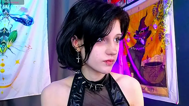 dark vamp  online show from December 28, 2024, 8:58 pm