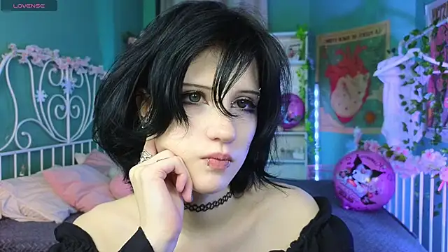 dark vamp  online show from February 20, 2025, 8:36 pm