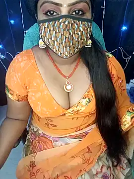 Snapshot of honey-sexy chatting on January 8, 2025, 10:15 am honey-sexy online show from January 8, 2025, 10:15 am