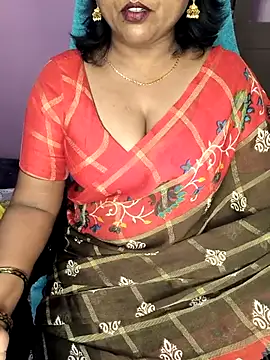 Snapshot of honey-sexy chatting on June 24, 2026, 7:18 am honey-sexy online show from June 24, 2026, 7:18 am