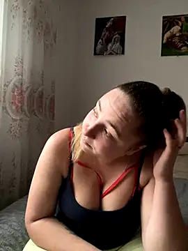 Snapshot of Joannakiss chatting on November 13, 2025, 2:05 pm Joannakiss online show from November 13, 2025, 2:05 pm