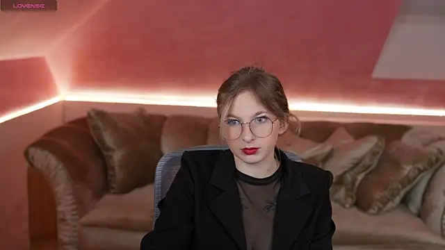 Inessa Song online show from February 8, 2025, 3:53 pm