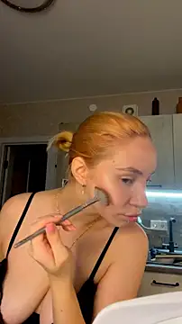 Kitty Katrine online show from September 19, 2025, 4:14 am