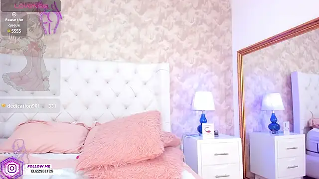 Eliza Thaylor   online show from January 17, 2025, 6:54 pm