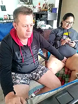 ZuriandAlex online show from February 21, 2025, 1:33 pm