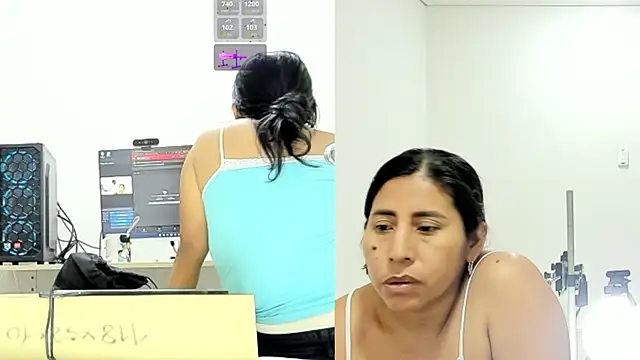 rosita27  online show from March 23, 2026, 10:47 pm