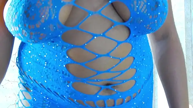 VanessaGlenn online show from February 18, 2025, 6:26 pm