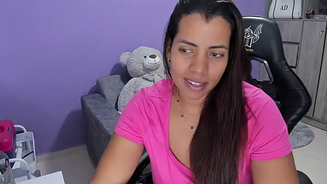 boomsar01 online show from March 3, 2026, 1:45 am