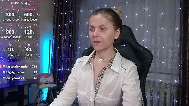 JessieOMays online show from March 10, 2025, 1:23 am