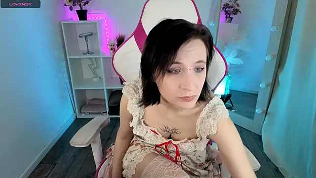 TaylorLunar online show from April 2, 2026, 1:53 pm