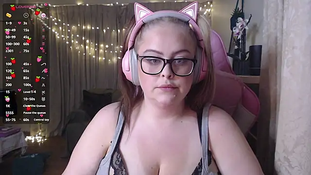 ChubbyBubs online show from March 21, 2025, 11:44 am