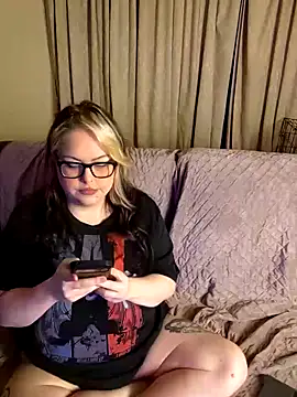 ChubbyBubs online show from September 13, 2025, 12:49 pm