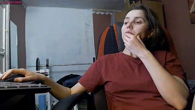 womanstrong78 online show from February 11, 2025, 6:22 pm