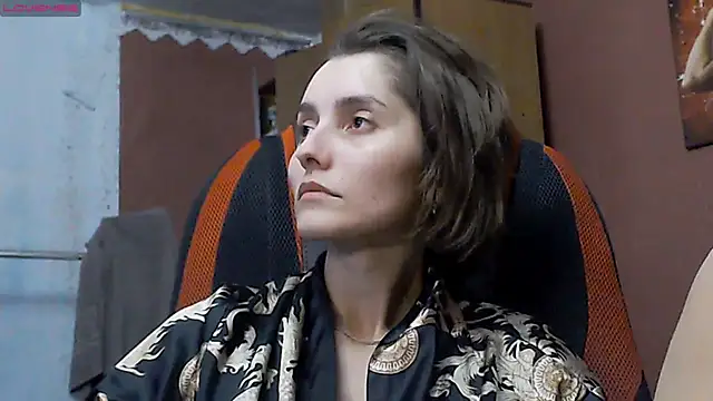 womanstrong78 online show from February 27, 2025, 2:00 pm