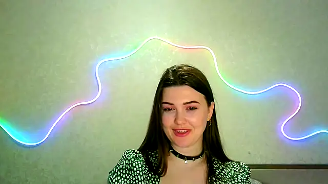 Snapshot of SeductiveTati chatting on April 13, 2026, 11:32 pm SeductiveTati online show from April 13, 2026, 11:32 pm
