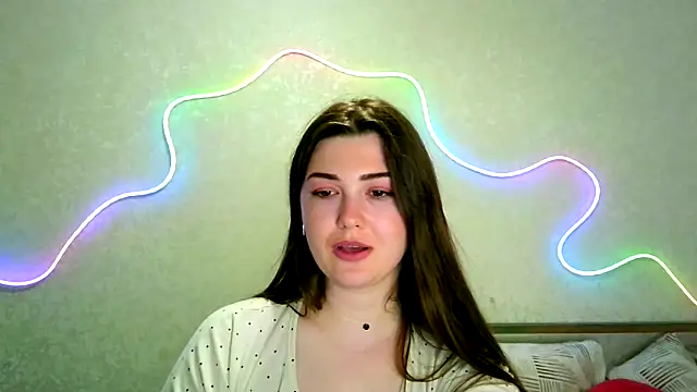 Snapshot of SeductiveTati chatting on June 5, 2026, 10:26 pm SeductiveTati online show from June 5, 2026, 10:26 pm