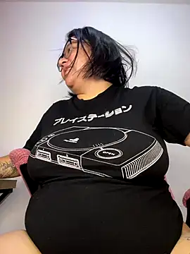 CinnamonCookiez online show from October 11, 2025, 3:39 am