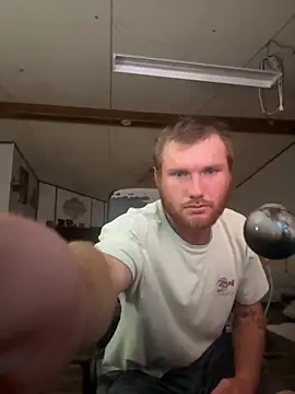 dcockell online show from September 28, 2025, 10:09 am