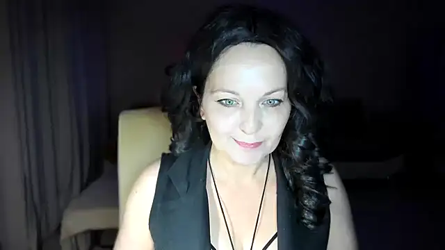 WitchBlueRose online show from October 25, 2025, 6:13 pm