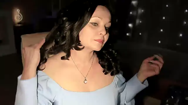 WitchBlueRose online show from January 19, 2026, 4:00 pm