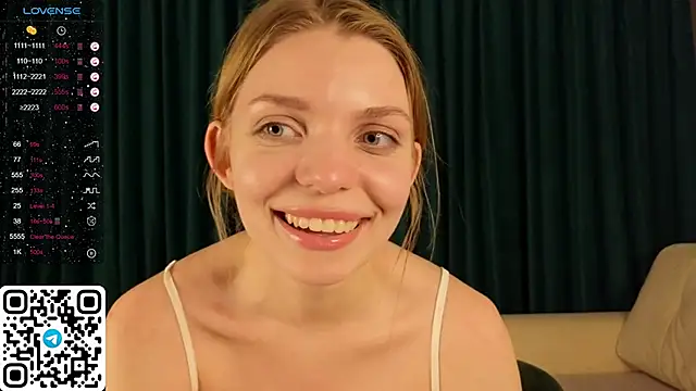 ElswythDecoursey online show from December 26, 2024, 2:12 am