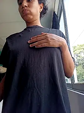 Karii-R online show from March 4, 2026, 3:18 pm