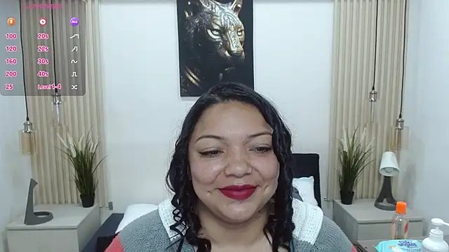 virtual charm online show from March 14, 2025, 1:57 pm