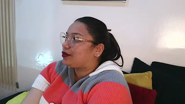 virtual charm online show from January 31, 2026, 7:11 pm