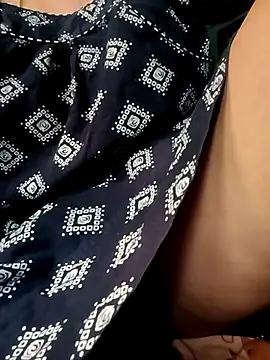 gunjan22 online show from March 12, 2026, 7:36 am