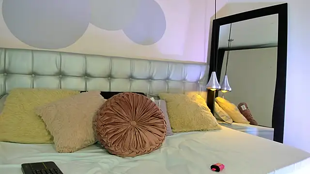 Axel brunette1 online show from March 22, 2025, 8:04 pm