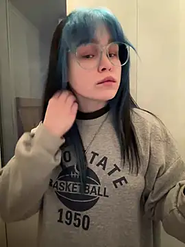 MaddisonHaas online show from March 28, 2026, 5:23 pm