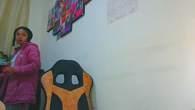 Samary thomas online show from April 21, 2026, 12:23 am