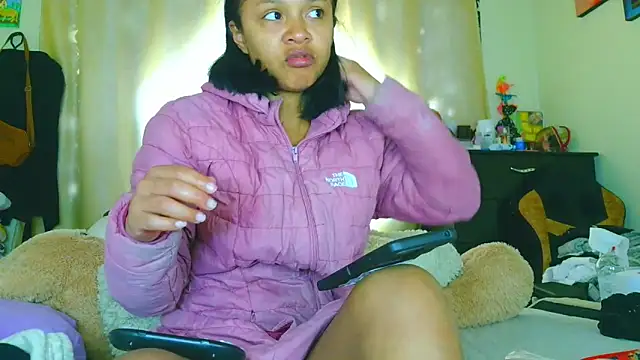 Snapshot of Samary_thomas chatting on April 29, 2026, 2:43 pm Samary thomas online show from April 29, 2026, 2:43 pm