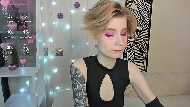 Angel Jules online show from January 7, 2025, 4:39 am