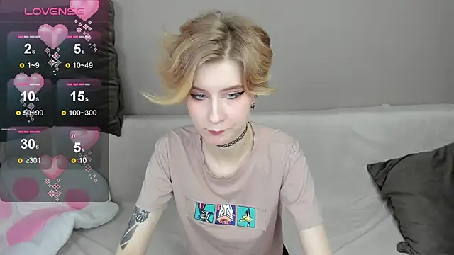 Angel Jules online show from February 11, 2025, 4:22 am