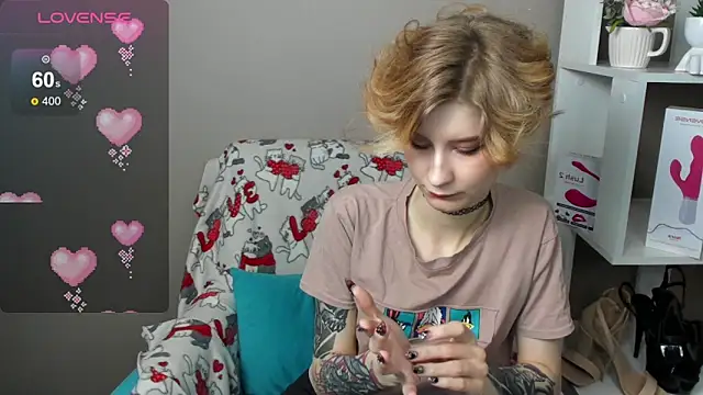 Angel Jules online show from February 13, 2025, 4:22 am