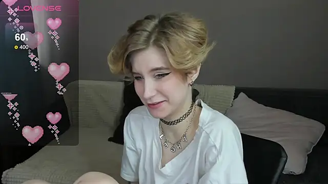 Angel Jules online show from February 21, 2025, 4:07 am